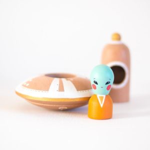 Wooden Spaceship & Alien